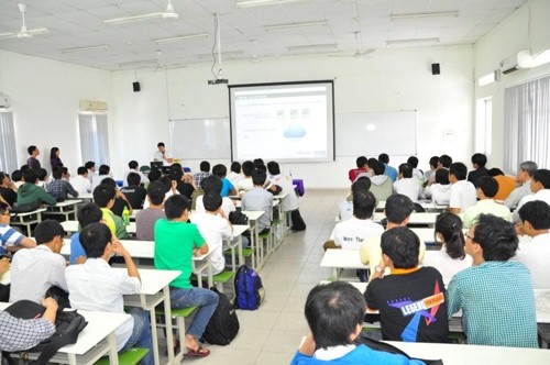 âm thanh phòng học lớn